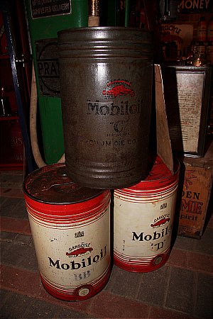 MOBIL OIL CANS C/BB/D (Set of 3) - click to enlarge